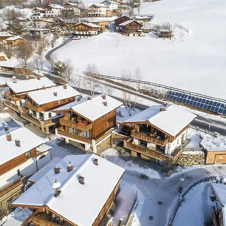 Nationalpark Kreuzspitze 펜션 *